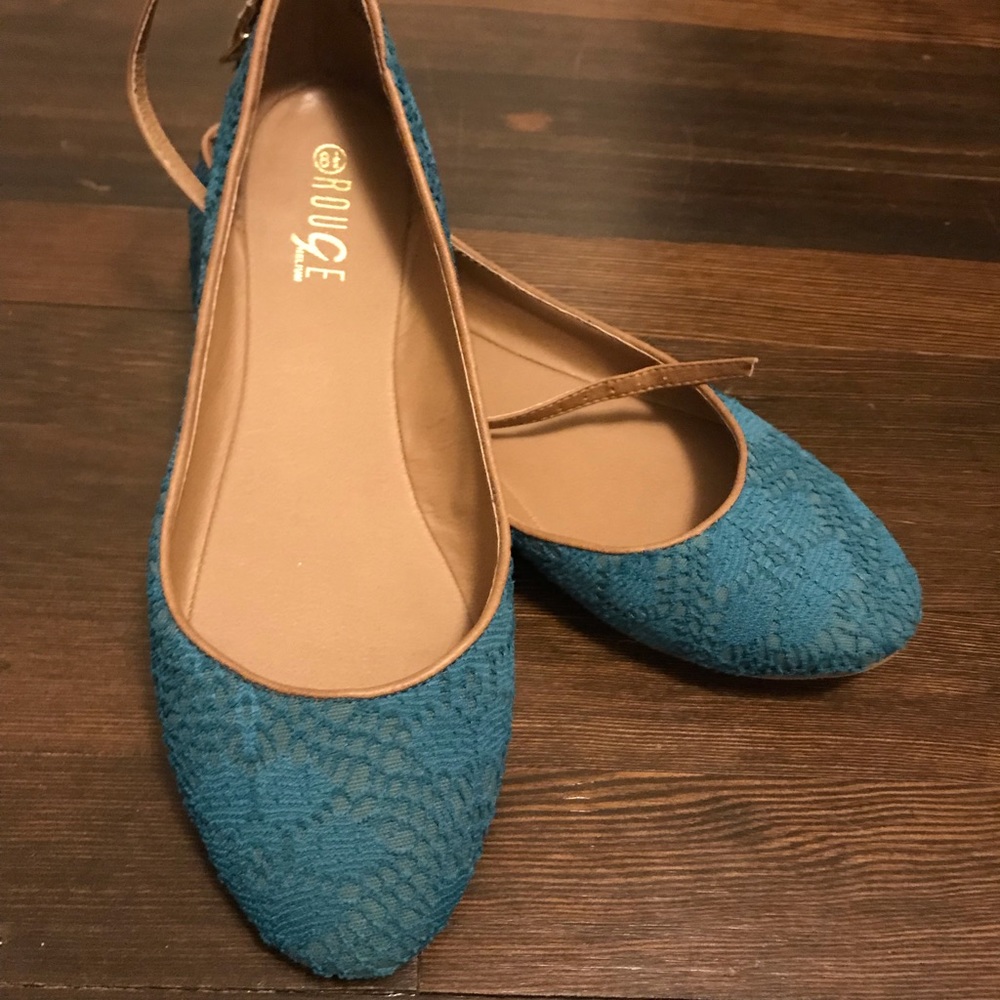 Rouge Helium ankle strap lace flat